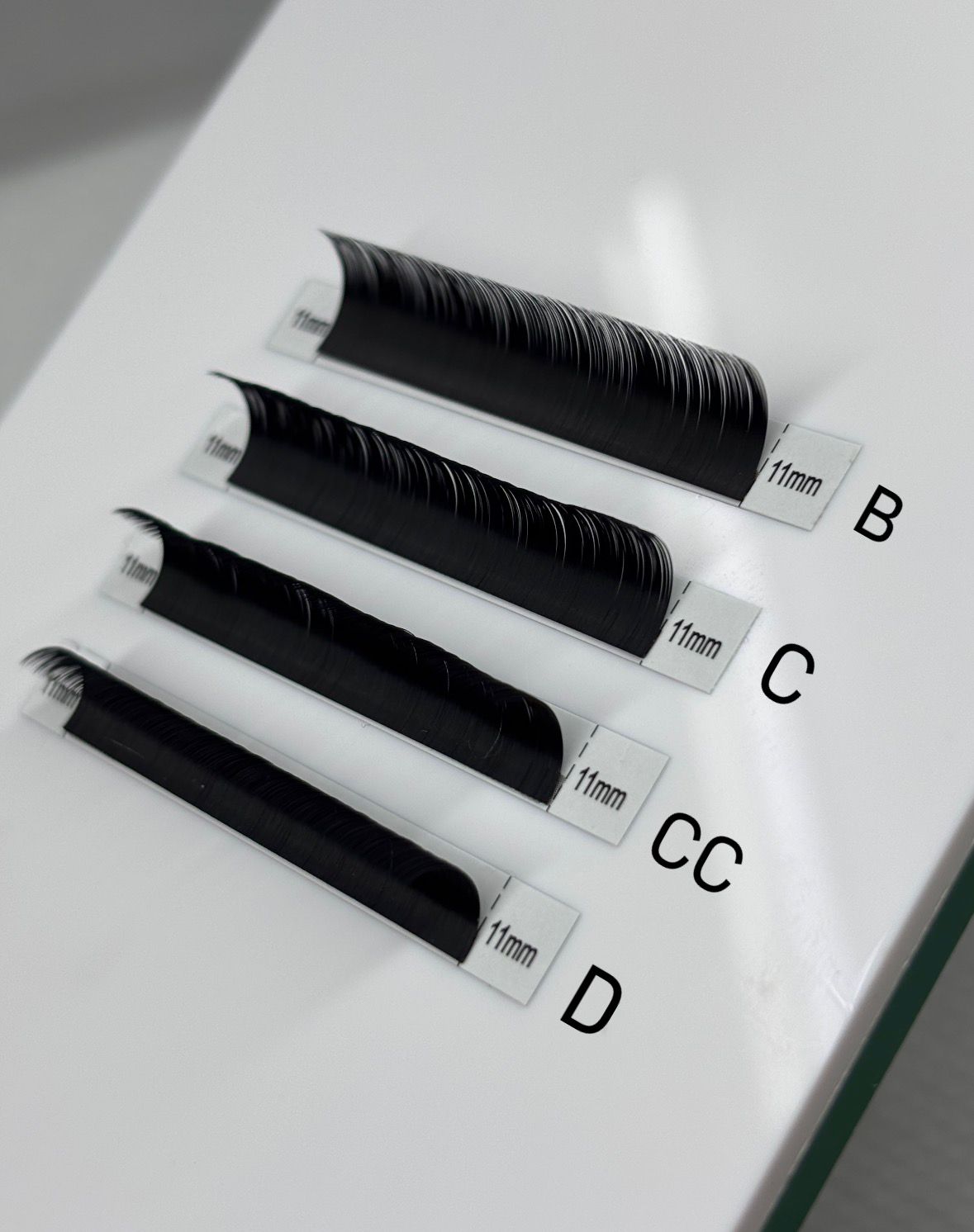 MB Lash Trays MIX